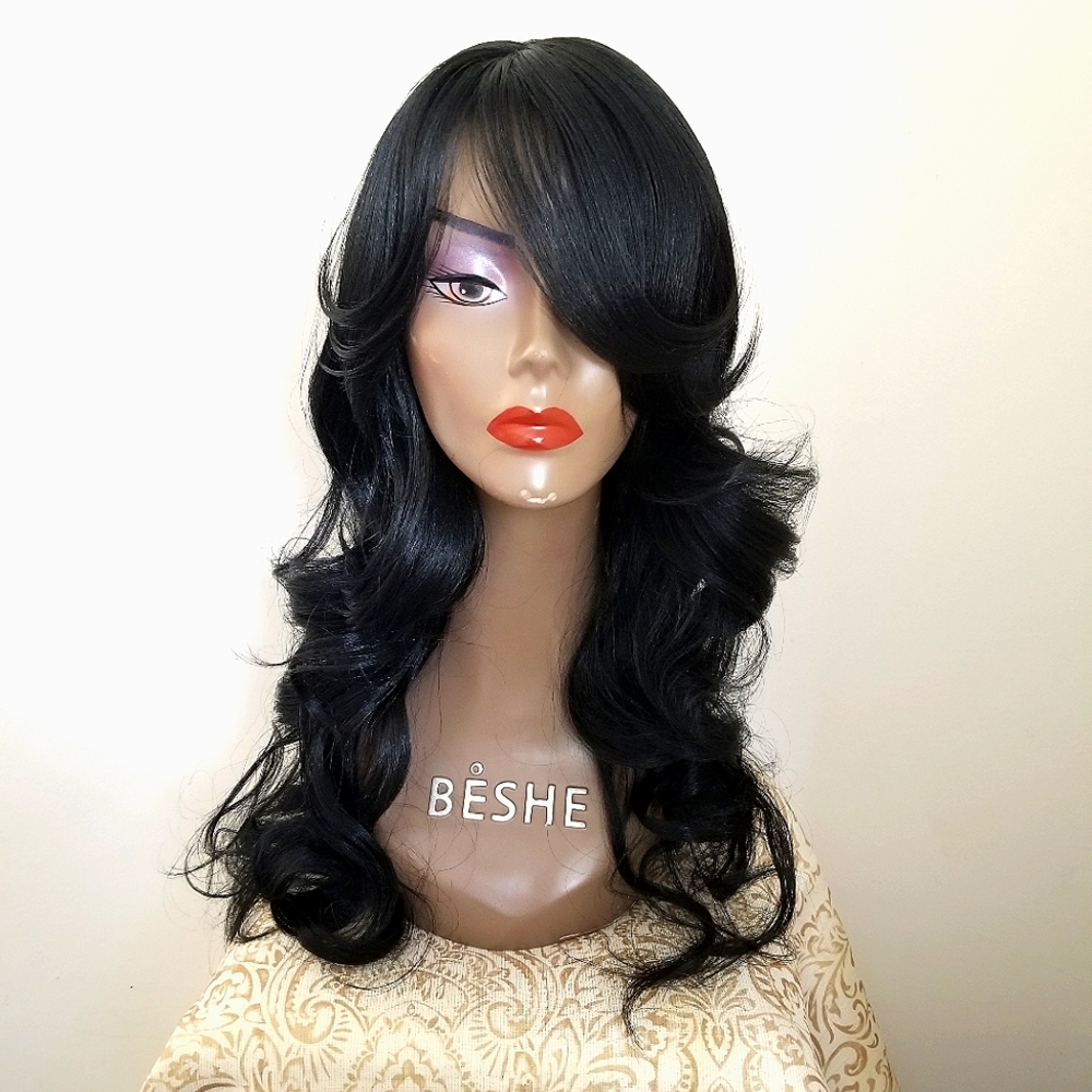 20 Inches Jet Black Long Wavy Wig